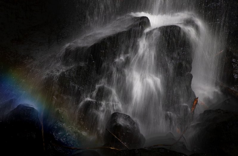 6d64198f-81fb-4e95-b8eb-bdd548018749